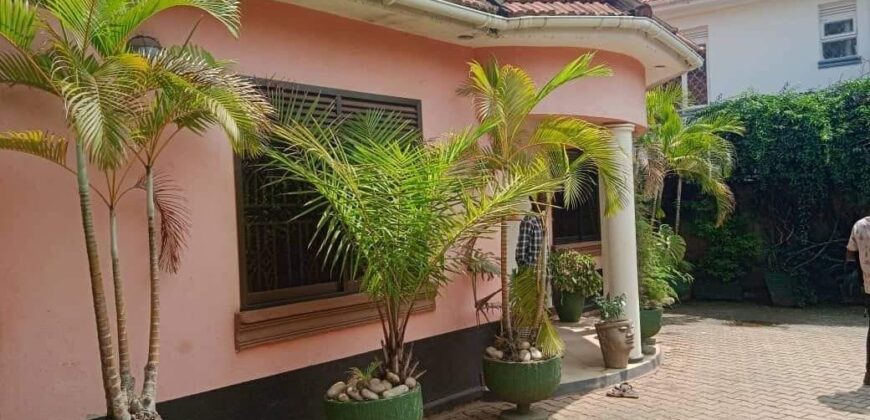 HOME FOR SALE AT UGANDA- BOMBO TOWN