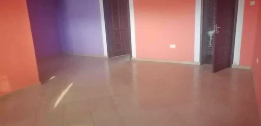 Chamber and hall self contain with 2 washrooms for rent at ablekuma Oduman