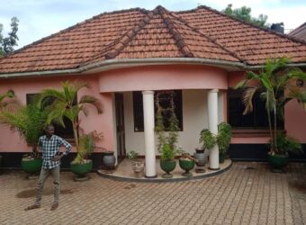 HOME FOR SALE AT UGANDA- BOMBO TOWN