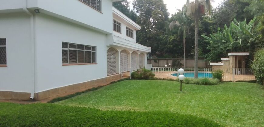 EXECUTIVE FIVE BEDROOM HOUSE TO LET IN RUNDA