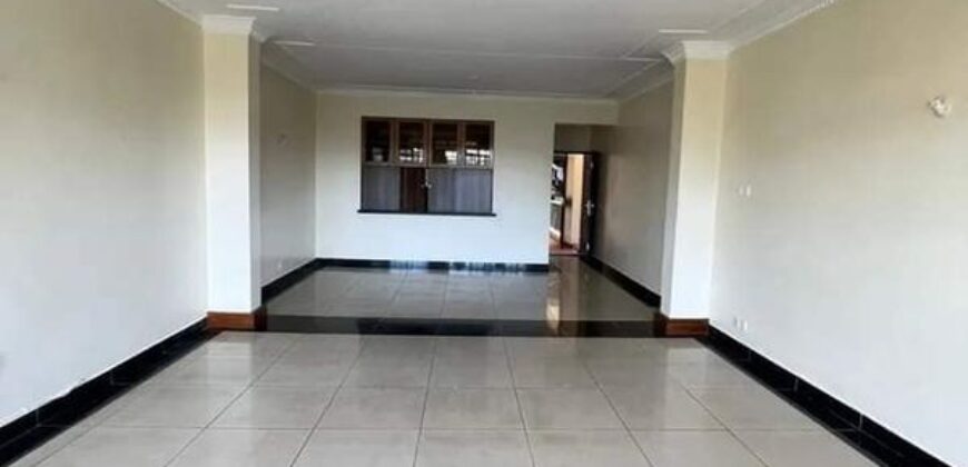 Spacious modern 3 bedroom plus dsq apartment to let in lavington