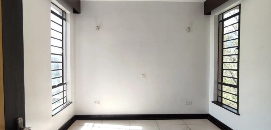 Ngong Rd , 2 minutes drive from prestige and china center. Spacious 3 bedroom apartment to let