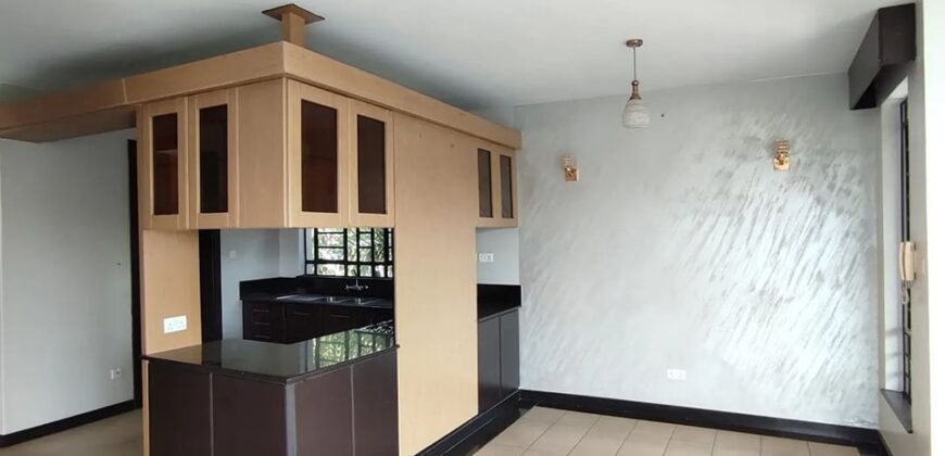 Ngong Rd , 2 minutes drive from prestige and china center. Spacious 3 bedroom apartment to let