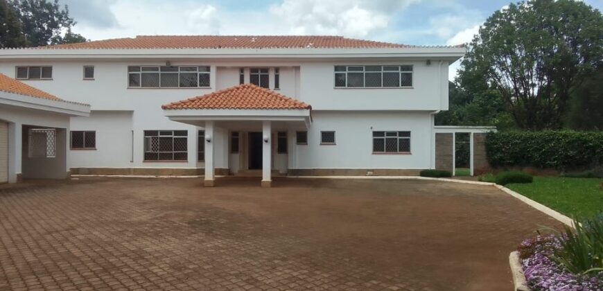 EXECUTIVE FIVE BEDROOM HOUSE TO LET IN RUNDA