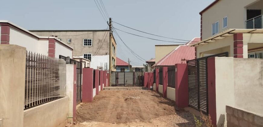Newly built 3 bedrooms community house for sale @ Oyarifa
