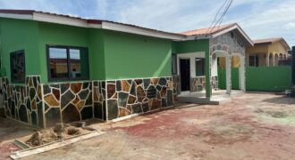 Fairly use three bedroom house for sale Oyibi