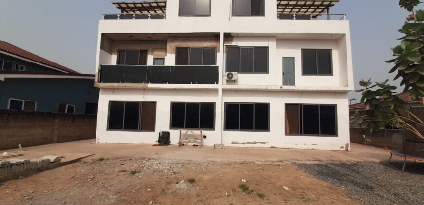 3-BEDROOM DUPLEX WITH 3 WASHROOM APARTMENT FOR RENT AT TSE-ADDO