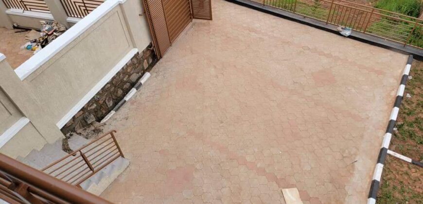 A beautiful 4 bedroom house for rent at RWANDA – KIMIRONKO