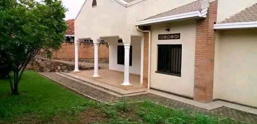 A 3BEDROOM HOUSE FOR RENT AT RWANDA -kimironko