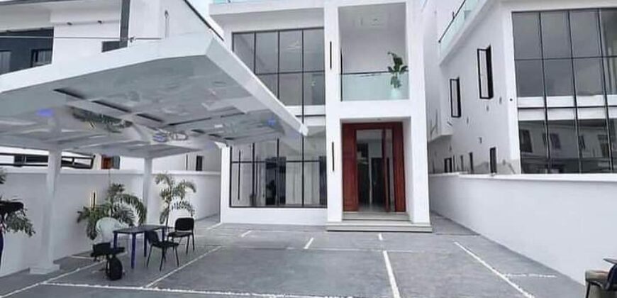 5 BEDROOM FULLY DETACHED DUPLEX WITH BQ