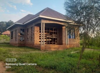 AN INSPIRING 3BEDROOM HOUSE FOR SALE AT UGANDA -GAYAZA