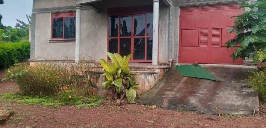 A 2BEDROOM HOUSE FOR SALE IN UGANDA -Maya Masaka