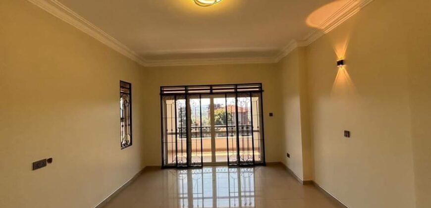 5 BEDROOM HOUSE FOR SALE AT UGANDA -ENTEBBE