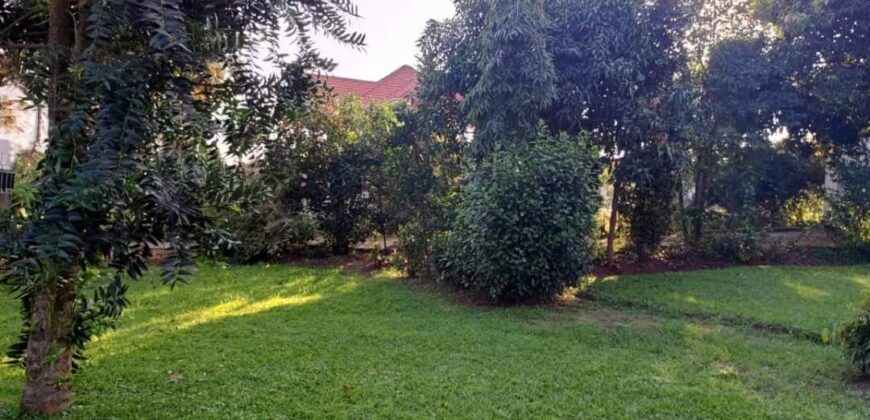 7 bedroom en-suites for sale at UGanda -Kira