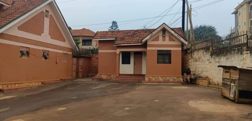 A RESIDENTIAL HOUSE FOR SALE AT UGANDA -Bunga Gaba munyonyo