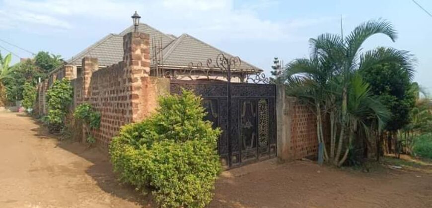 3BEDROOM HOUSE FOR SALE AT UGANDA -Mukono_Nakabago