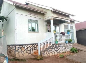 3BEDROOM HOUSE FOR SALE AT UGANDA -Nansana Katooke