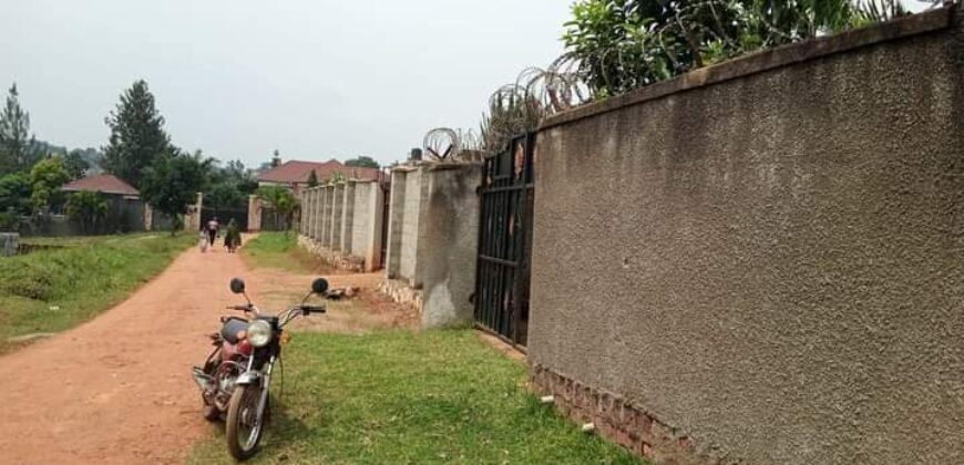 Well finished House on sale located at UGanda -WAKISO