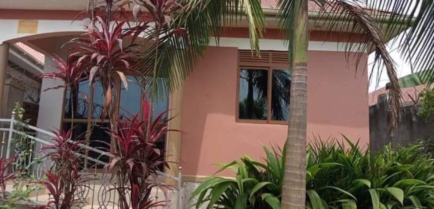 Well finished House on sale located at UGanda -WAKISO