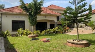 5 bedroom house for sale at UGanda -kulambiro