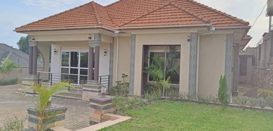 KIIRA – KIMWANYI: HOUSE FOR SALE.