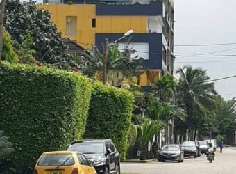 Appartement meublé à Bonapriso, Douala 95000Frs/Jour