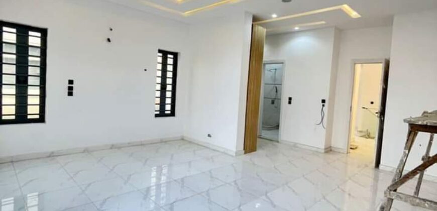 4 BEDROOM SEMI DETACHED DUPLEX