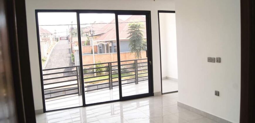 Are you looking for a spacious house for sale in KAGARAMA- KICUKIRO- KIGALI? Look at this one!?