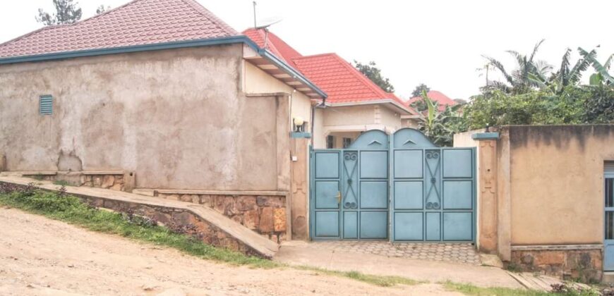 Are you looking for a nice rental house in Kimironko-KIGALI at a friendly price? Look at this one