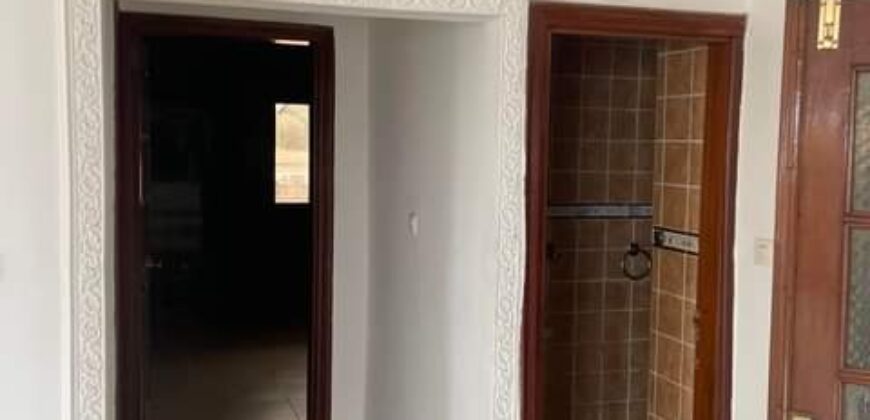 Appartement de 3 Chambres au Cœur de Bonanjo 600000 Fcfa/ Mois