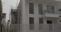 5 bedrooms fully detached duplex with a bq in a 2 floors building by PINNOCK ESTATE.