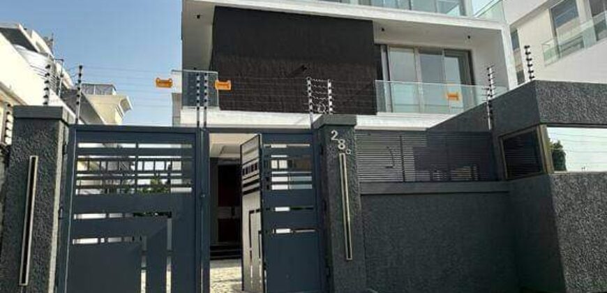 Luxury newly built 5bedroom fully detached duplex  And 5bedroom semi detached in Nigeria