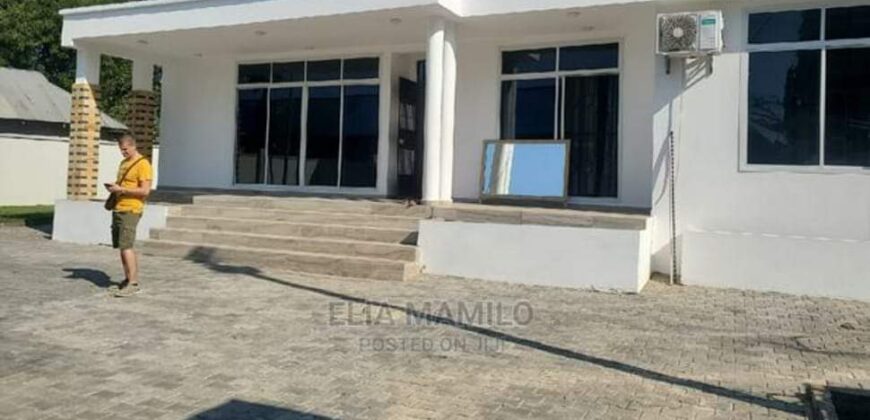 4 BEDROOMS HOUSE FOR RENT IN DAR ES SALAAM, GEZA ULOLE.