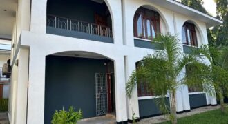 Four bedroom modern villa, unfurnished without pool for rent in Masaki