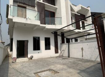 4BEDROOM SEMI DETACHED DUPLEX FOR SALE 75000000 Naira