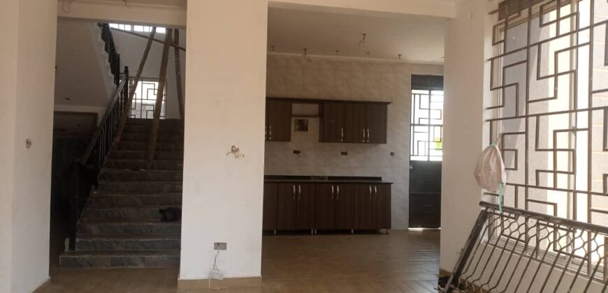 newly Flat house for sale in UGANDA BUZIGA_MUNYONYO RD