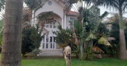 AN EXECUTIVE 5 BEDROOM HOUSE FOR SALE AT UGANDA -GAYAZA