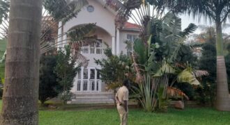 AN EXECUTIVE 5 BEDROOM HOUSE FOR SALE AT UGANDA -GAYAZA