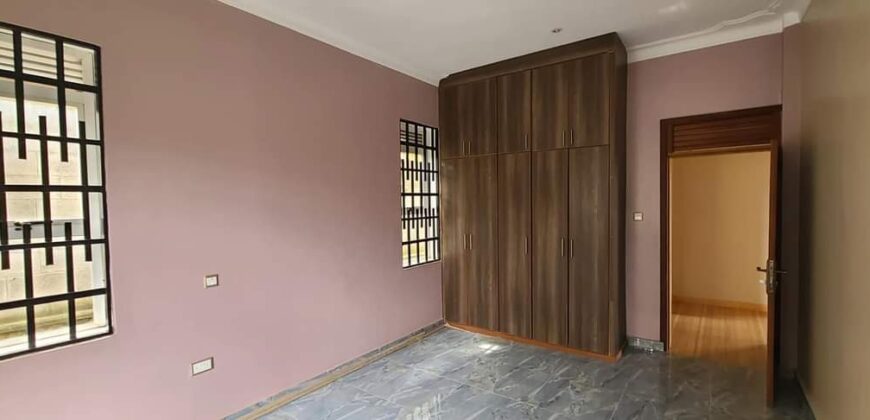 A BEAUTIFUL 5 BEDROOM HOUSE-ENSUIT FOR SALE IN UGANDA -IMPALA, ENTEBBE