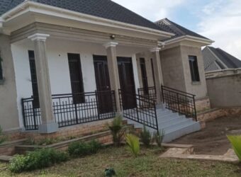 ELEGANT 4 BEDROOM HOUSE FOR SALE AT UGANDA -KABANYOLO,GAYAZA