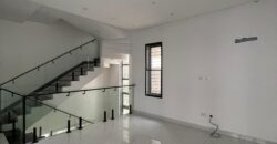 Luxury 5 BEDROOM FULLY DETACHED IN IKATE LEKKI LAGOS NIGERIA