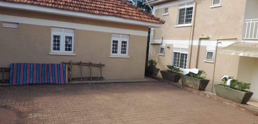 A beautiful 5 bedroom house for sale at UGanda -Ntinda town