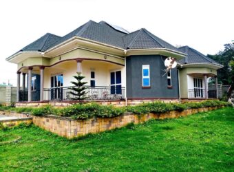 5 BEDROOM HOUSE FOR SALE AT UGANDA -Namugongo