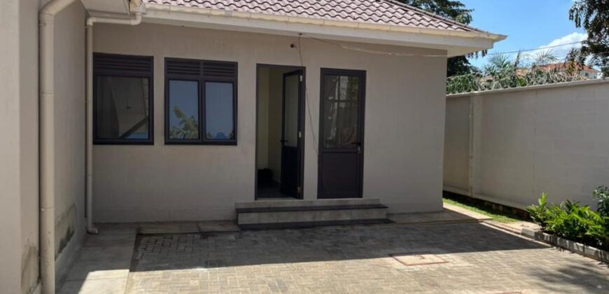 A beautiful 3BEDROOM HOUSE for sale at UGanda -KIRA