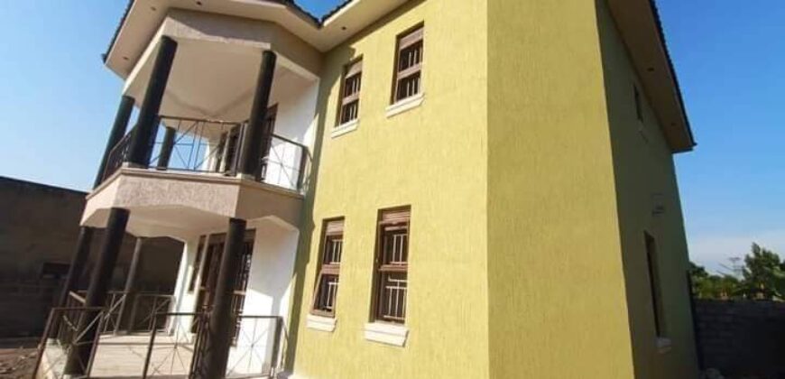 5 BEDROOM HOUSE FOR SALE IN UGANDA -KIRA