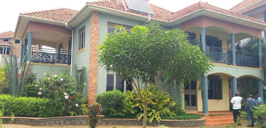 6BEDROOM HOUSE FOR SALE UGANDA -KAMPALA