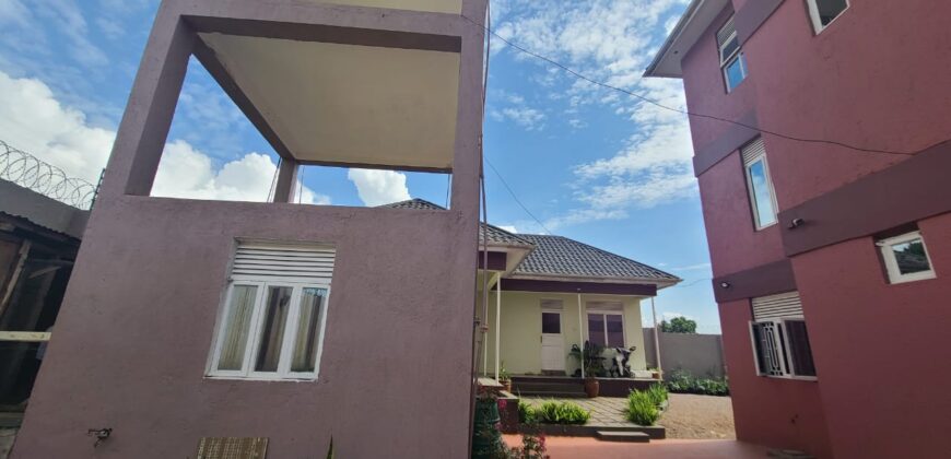 4 BEDROOM HOUSE FOR SALE AT UGANDA -ENTEBBE