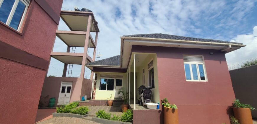 4 BEDROOM HOUSE FOR SALE AT UGANDA -ENTEBBE