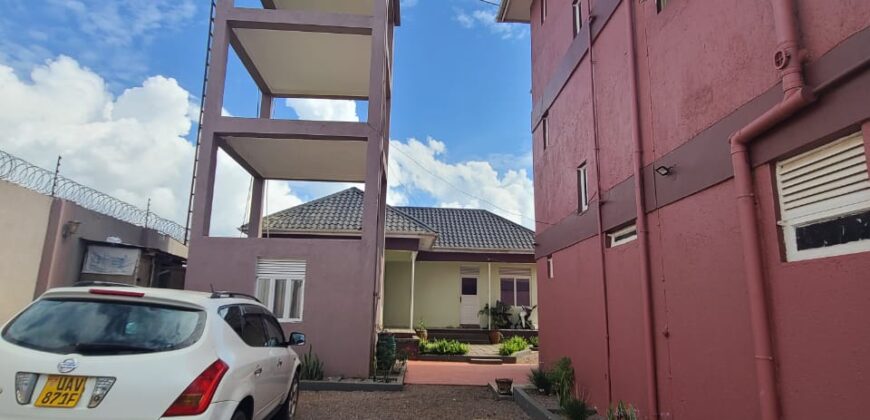 4 BEDROOM HOUSE FOR SALE AT UGANDA -ENTEBBE