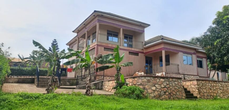 A beautiful 6 bedroom house for sale at UGanda -KIRA